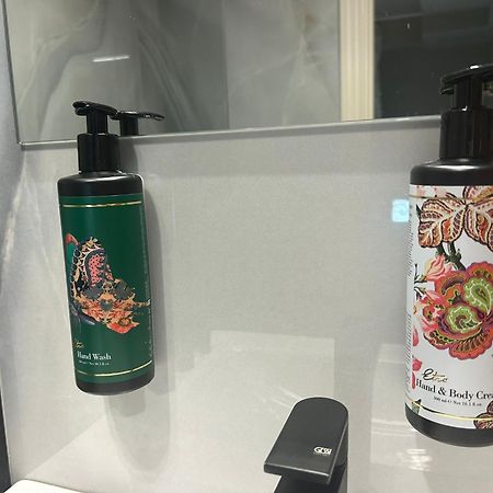 Cosmopolita Boutique Hotel ティミショアラ エクステリア 写真
