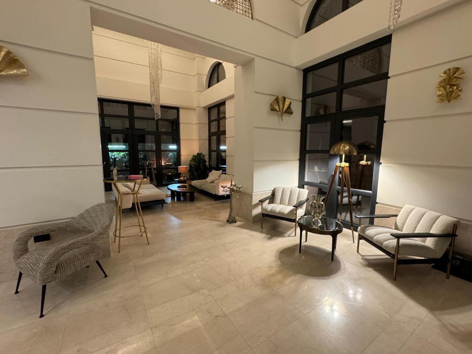 Cosmopolita Boutique Hotel ティミショアラ エクステリア 写真