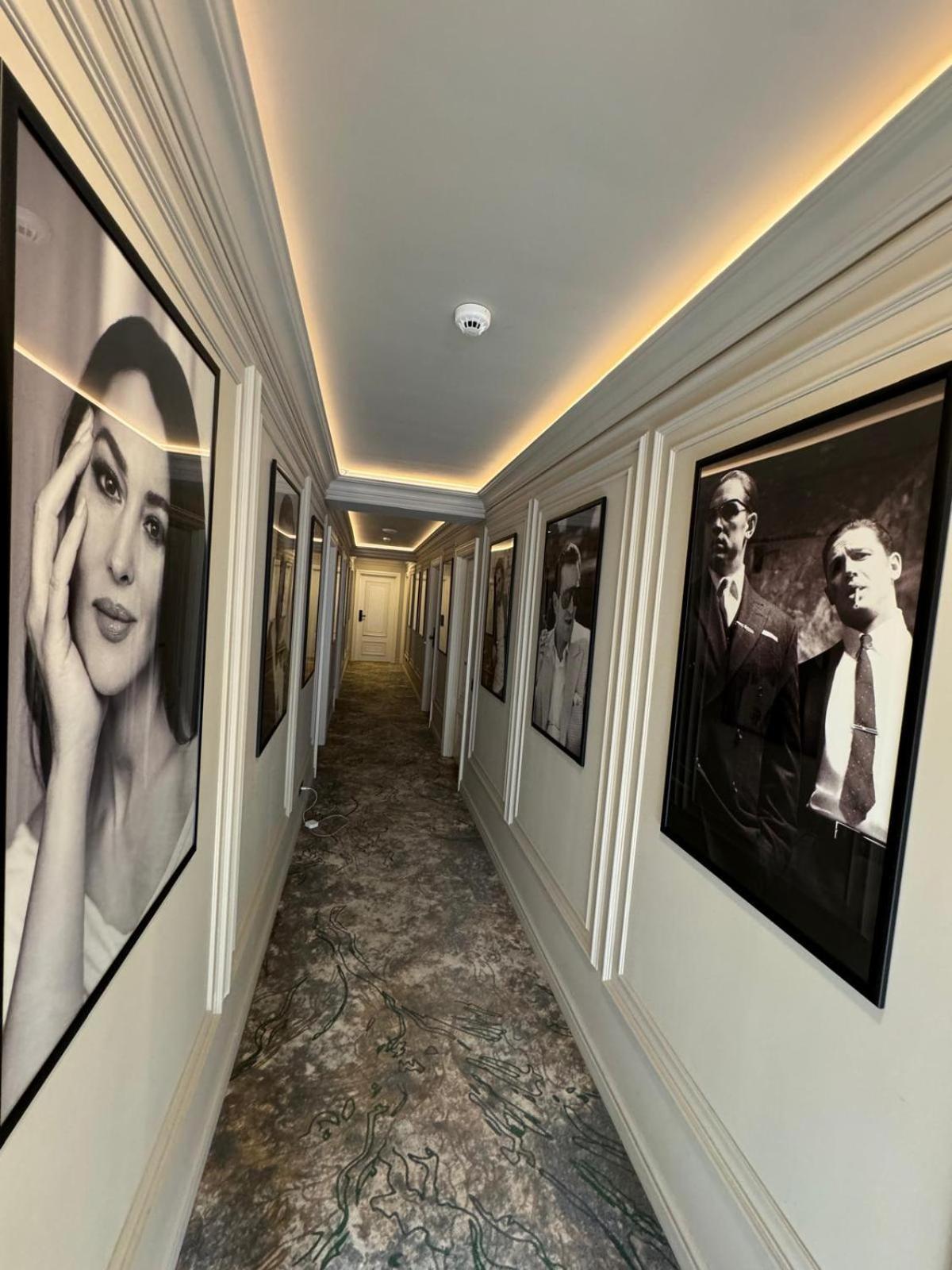 Cosmopolita Boutique Hotel ティミショアラ エクステリア 写真